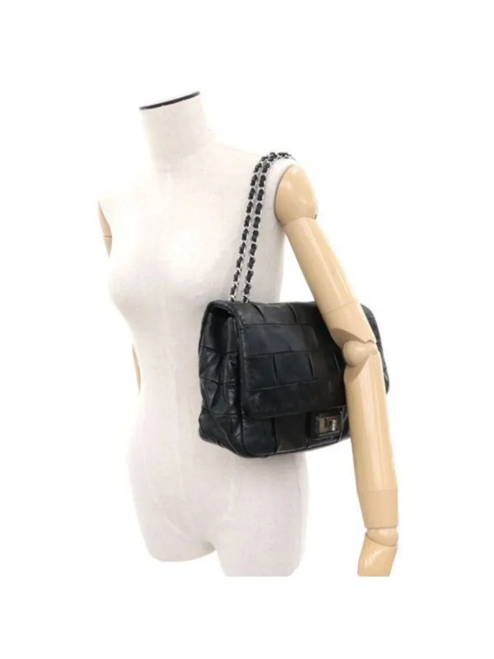 Chanel Chain Handbag Black